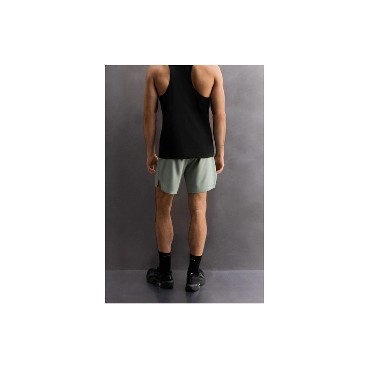 ЛЕГКИЕ ПЕРФОРИРОВАННЫЕ ШОРТЫ