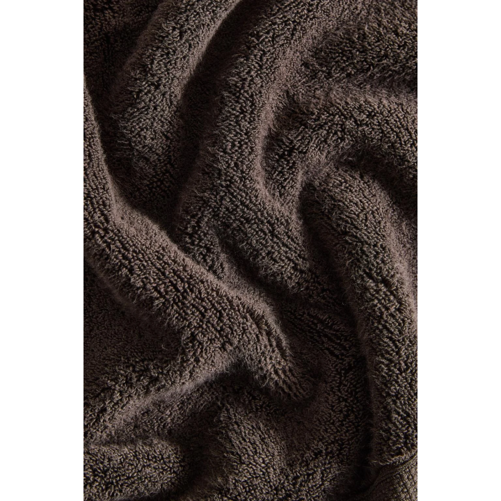 ЛЕГКИЕ ПЕРФОРИРОВАННЫЕ ШОРТЫ