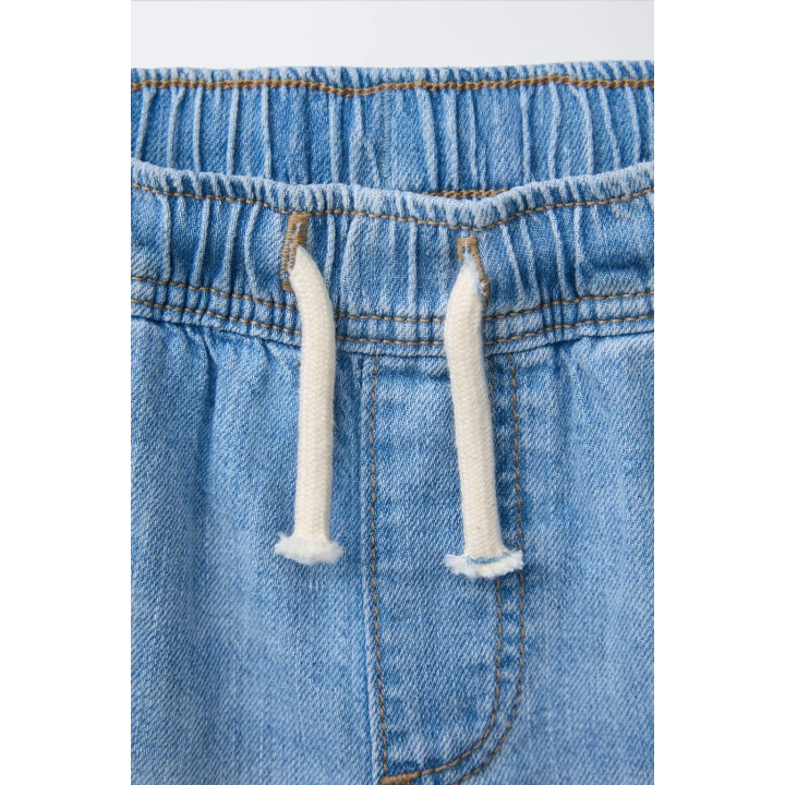 ДЖИНСОВЫЕ ШОРТЫ СВОБОДНОГО КРОЯ