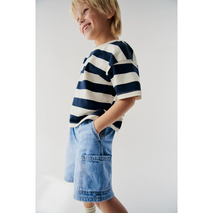 ДЖИНСОВЫЕ ШОРТЫ СВОБОДНОГО КРОЯ