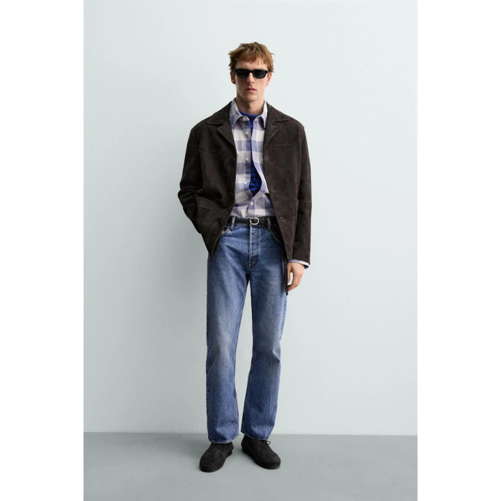 ТОЛСТОВКА ДЛЯ СПОРТА С КОНТРАСТНЫМИ ЭЛЕМЕНТАМИ