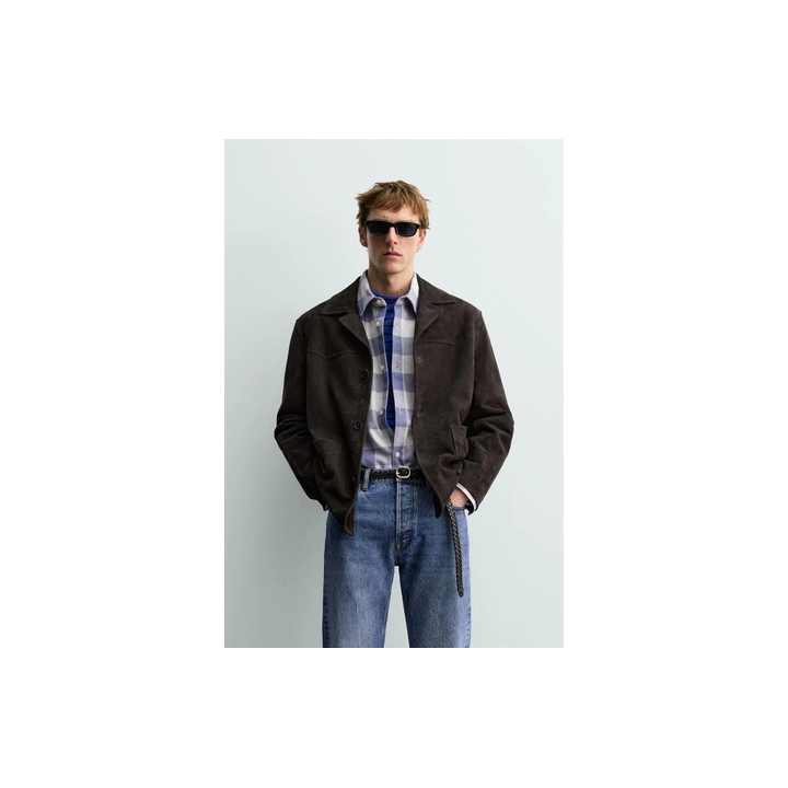 ТОЛСТОВКА ДЛЯ СПОРТА С КОНТРАСТНЫМИ ЭЛЕМЕНТАМИ