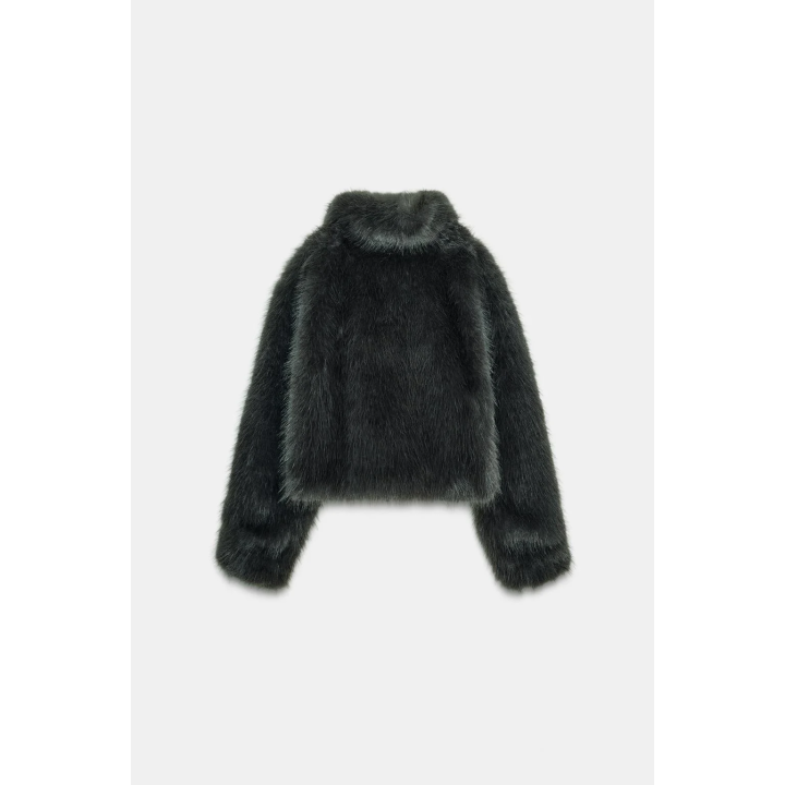 КОРОТКОЕ ПАЛЬТО ИЗ ИСКУССТВЕННОГО МЕХА С ЗАСТЕЖКАМИ-ТОГГЛ