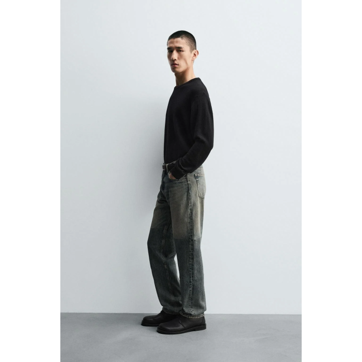 ДЖИНСЫ STRAIGHT FIT СО ШВАМИ