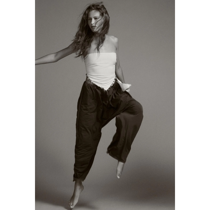 ТОП БЕЗ БРЕТЕЛЕЙ С БУСИНАМИ