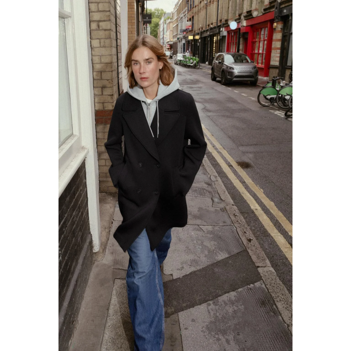 ПАЛЬТО С КОМБИНИРОВАННЫМ КАПЮШОНОМ