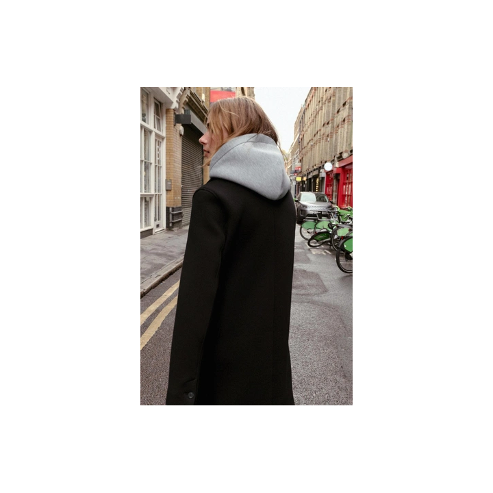 ПАЛЬТО С КОМБИНИРОВАННЫМ КАПЮШОНОМ