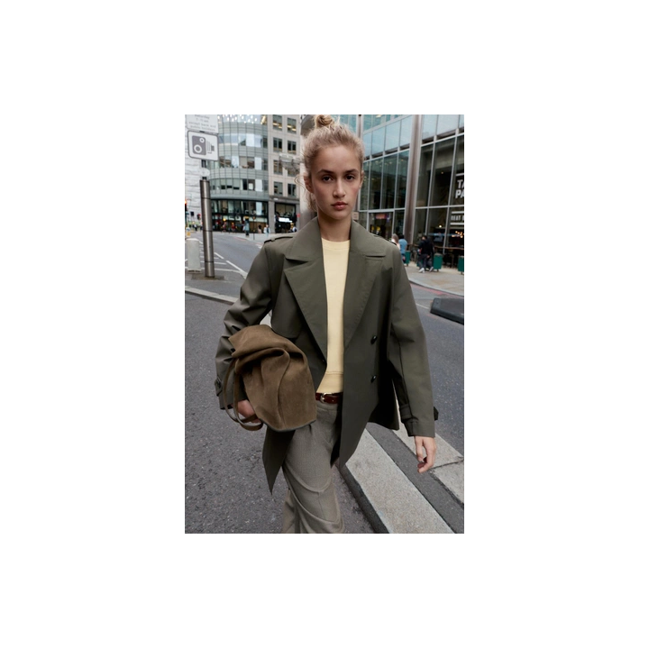 ДВУБОРТНЫЙ НЕПРОМОКАЕМЫЙ ВЕТРОЗАЩИТНЫЙ ТРЕНЧ