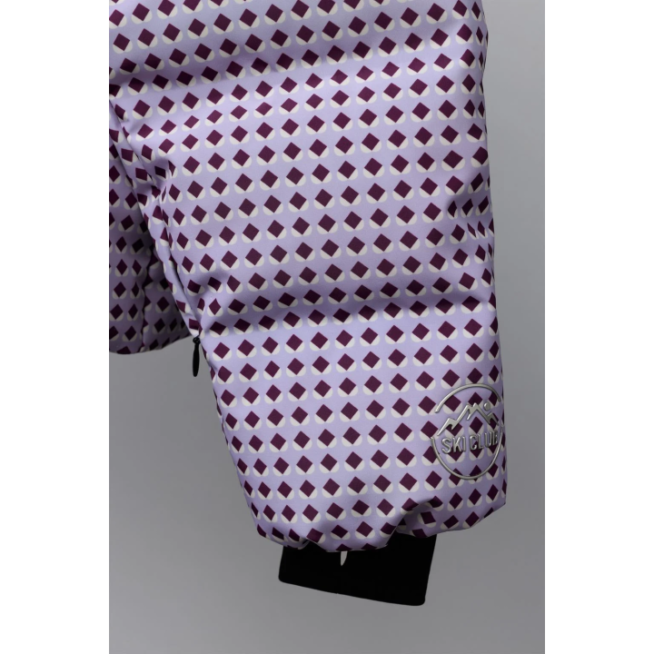 Пуховик с геометрическим принтом и набивкой из пера и пуха. защита от ветра и влаги, система recco® для лыжной коллекции