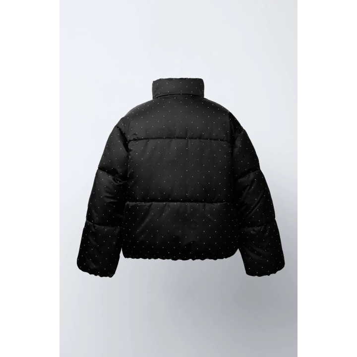 СТЕГАНАЯ КУРТКА СО СТРАЗАМИ