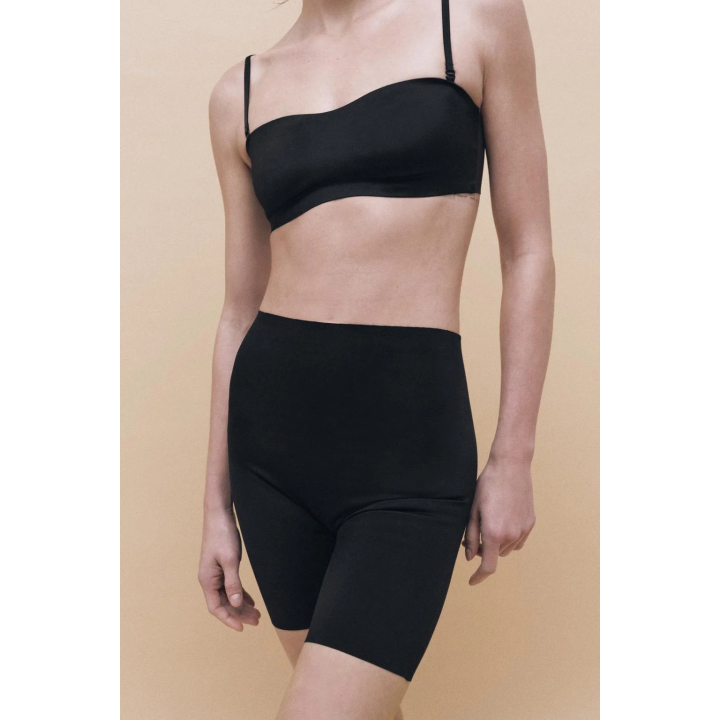 МОДЕЛИРУЮЩИЕ ШОРТЫ-ВЕЛОСИПЕДКИ