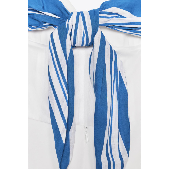 КОРОТКИЙ КОМБИНЕЗОН С ВЫРЕЗАМИ И ПЛАТОЧНЫМ ПРИНТОМ В ПОЛОСКУ