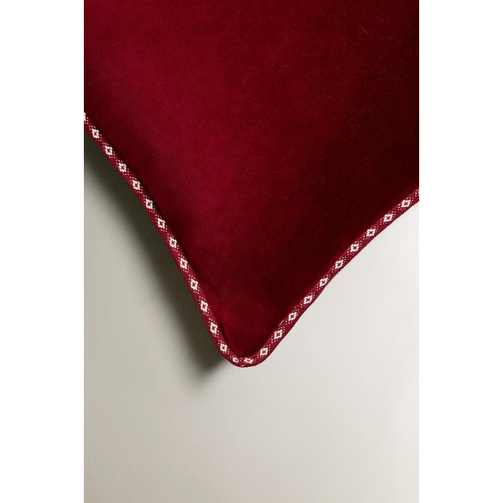 Вельветовая рождественская наволочка с деталями на краю