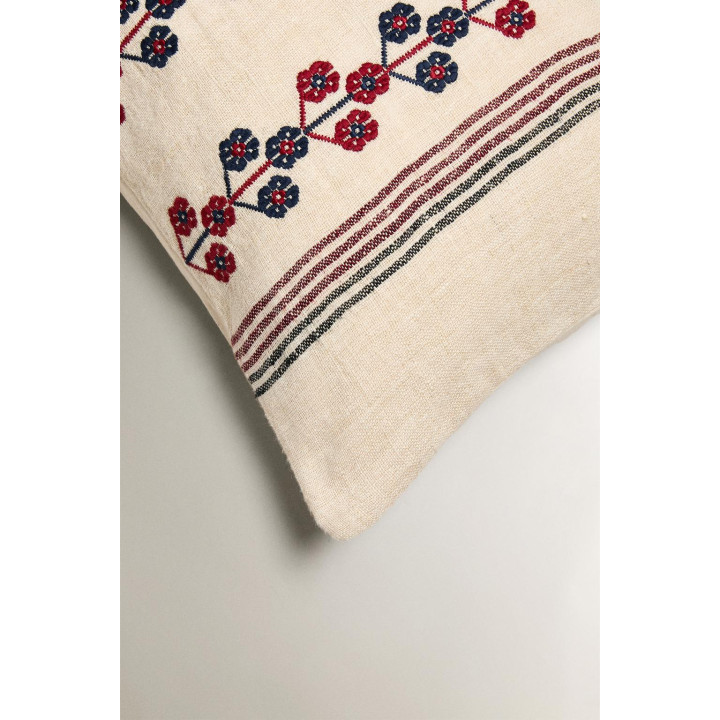 Чехол подушки с рождественским линейным вышиванием