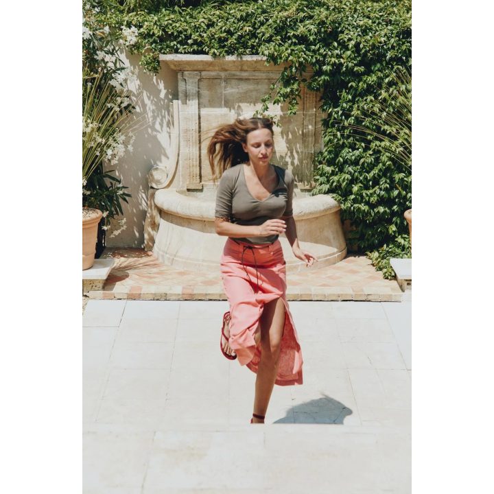 ЮБКА-МИДИ С РЕМНЕМ И ЛЬНОМ