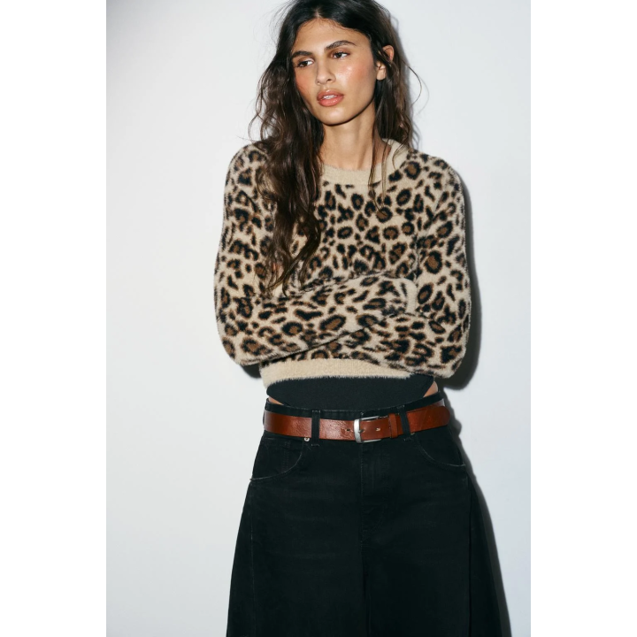 СВИТЕР ИЗ ТРИКОТАЖА С ЭФФЕКТОМ МЕХА И АНИМАЛИСТИЧЕСКИМ ПРИНТОМ