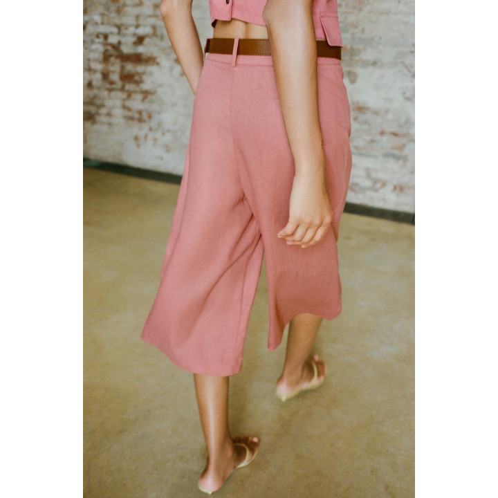 ДЛИННЫЕ БЕРМУДЫ С ПОЯСОМ ИЗ ЛЬНА