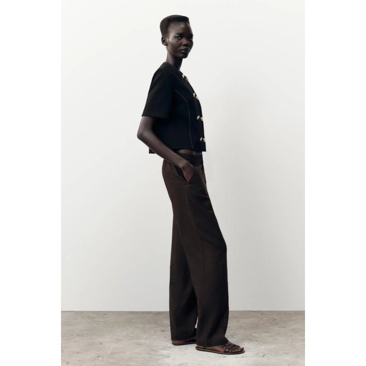 БЛЕЙЗЕР С КОРОТКИМИ РУКАВАМИ И КОНТРАСТНОЙ ОТДЕЛКОЙ