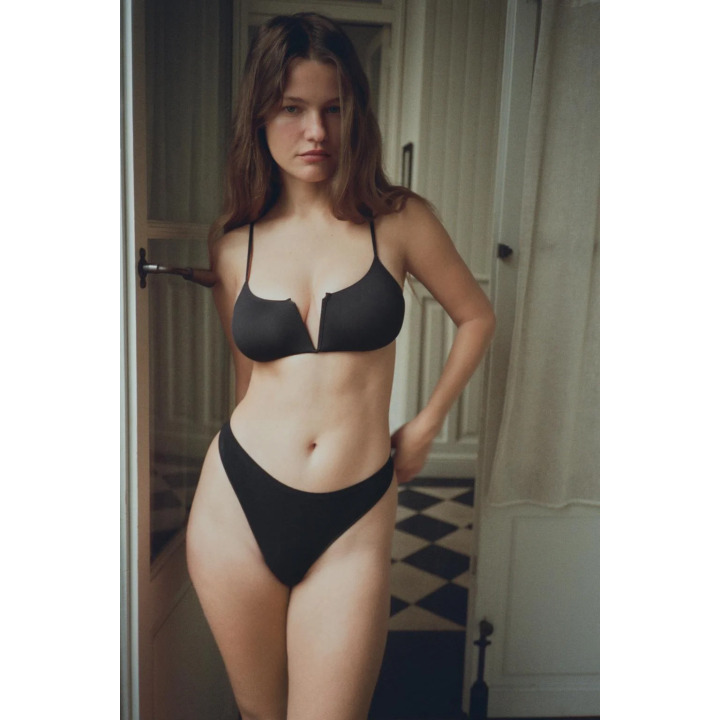 БЮСТГАЛЬТЕР МОДЕЛИРУЮЩИЙ ИЗ СМЕСОВОГО ПОЛИАМИДА