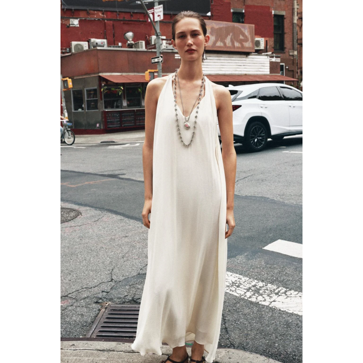 ПЛАТЬЕ С ОТКРЫТОЙ СПИНОЙ