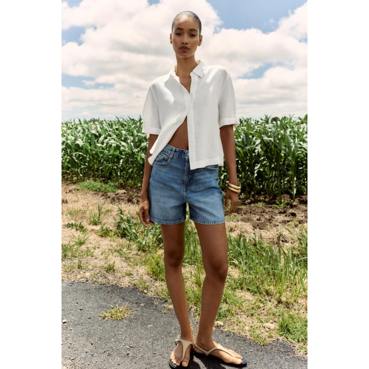 РУБАШКА ИЗ РАМИ С КОРОТКИМИ РУКАВАМИ И ЗАВЯЗКАМИ