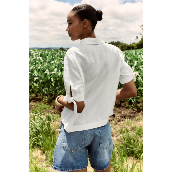 РУБАШКА ИЗ РАМИ С КОРОТКИМИ РУКАВАМИ И ЗАВЯЗКАМИ