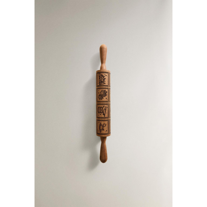 Деревянный скалка с рельефными рождественскими рисунками