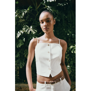 КОРОТКИЙ ЖИЛЕТ НА БРЕТЕЛЯХ