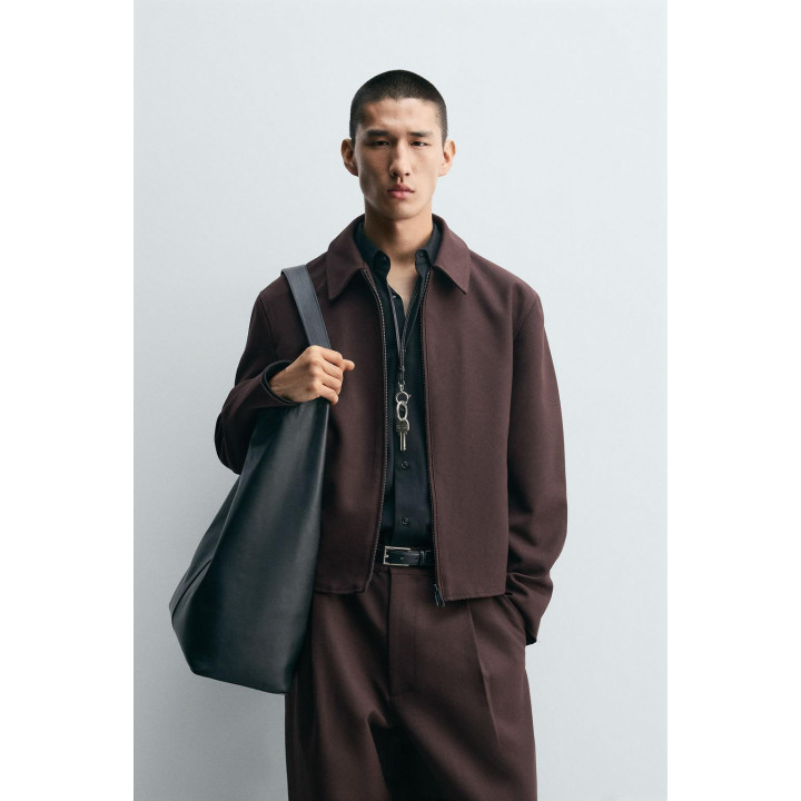 Куртка прилегающего кроя