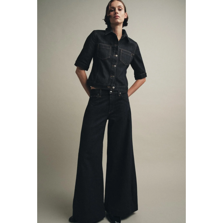 Джинсовая куртка с карманами из коллекции zw