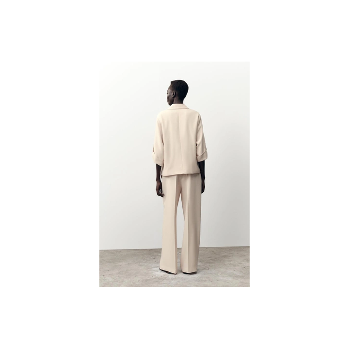 ДВУБОРТНЫЙ БЛЕЙЗЕР С РУКАВАМИ С ПАТАМИ