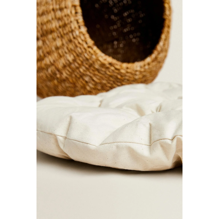 Кровать для домашних животных из морской травы