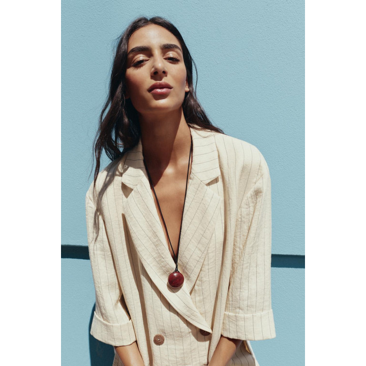 ДВУБОРТНЫЙ БЛЕЙЗЕР В ПОЛОСКУ