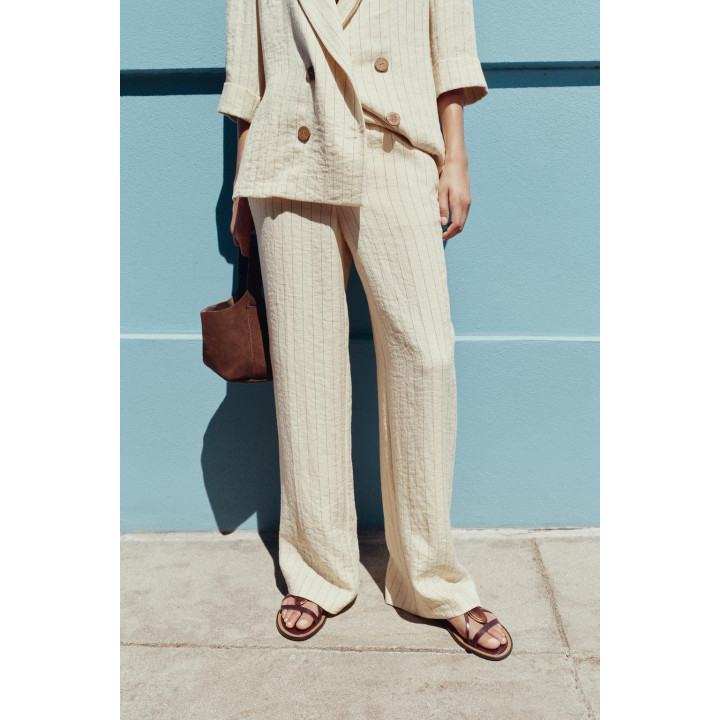 ПРЯМЫЕ БРЮКИ В ПОЛОСКУ