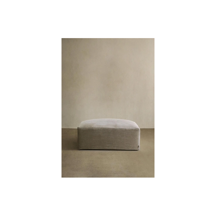 POUFFE WITH REMOVABLE WASHED LINEN COVER