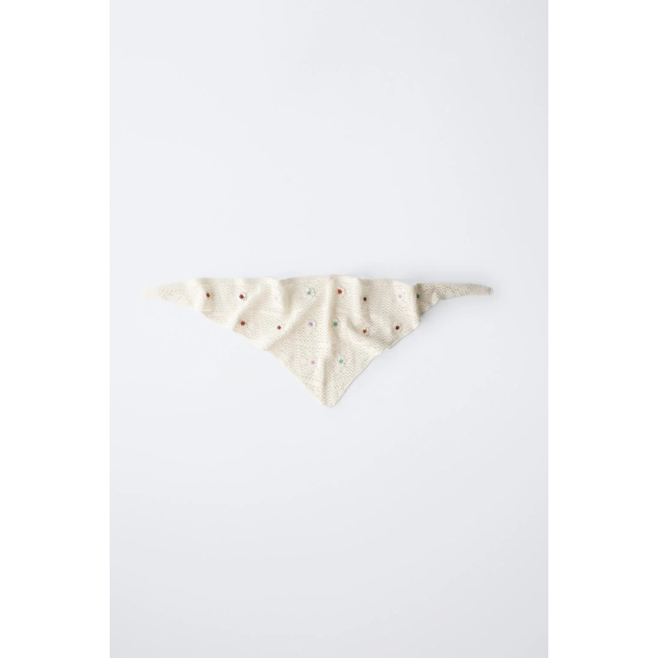 ПЛАТОК ИЗ КРУЖЕВА КРОШЕ С ЦВЕТОЧНОЙ ВЫШИВКОЙ