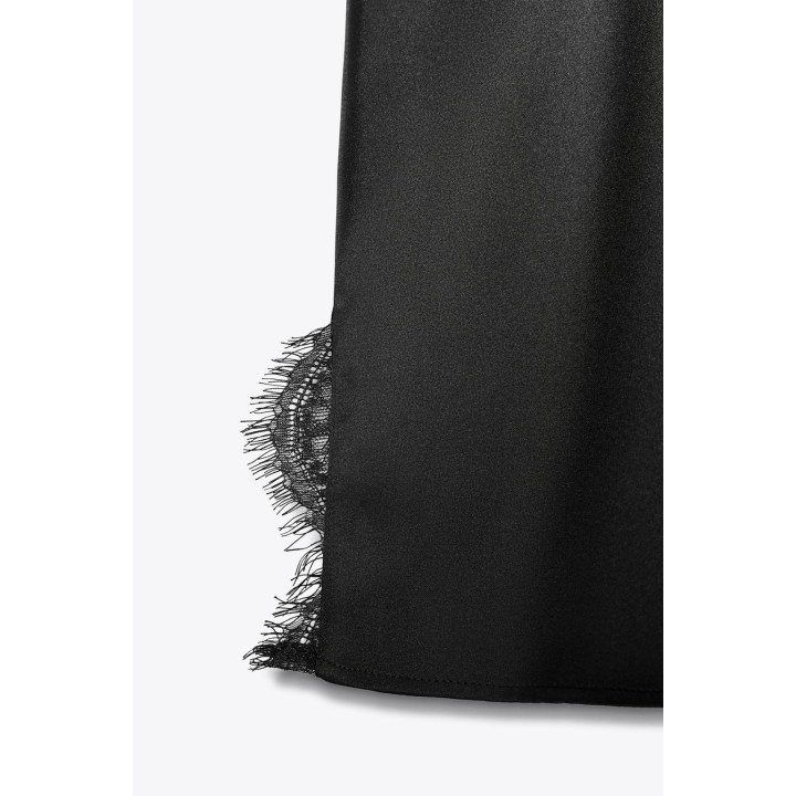 АТЛАСНЫЙ ТОП С КРУЖЕВОМ