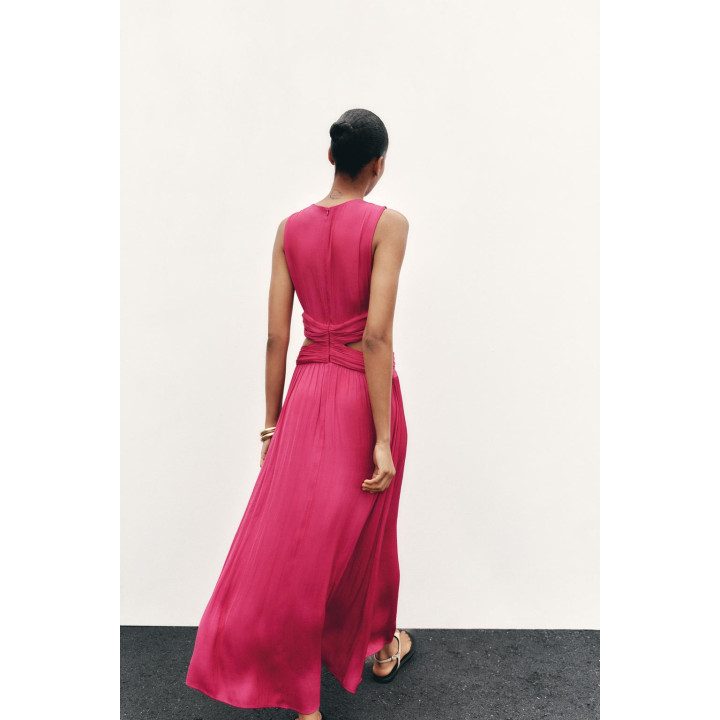 АТЛАСНОЕ ПЛАТЬЕ МИДИ С ВЫРЕЗАМИ