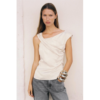 ЖАККАРДОВЫЙ ТОП АСИММЕТРИЧНОГО КРОЯ