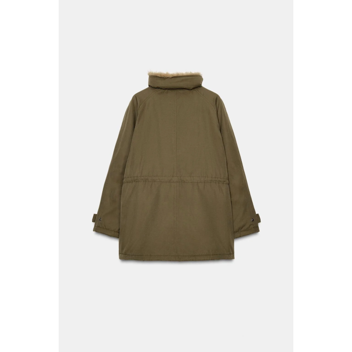 СТЕГАНАЯ ПАРКА С ВНУТРЕННЕЙ ОТДЕЛКОЙ ПОД МЕХ