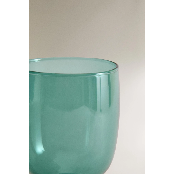 КОРОТКОЕ ДВУБОРТНОЕ ПАЛЬТО ИЗ МЯГКОЙ ТКАНИ