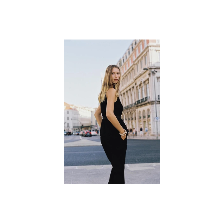 ЖИЛЕТ С РЕМНЕМ