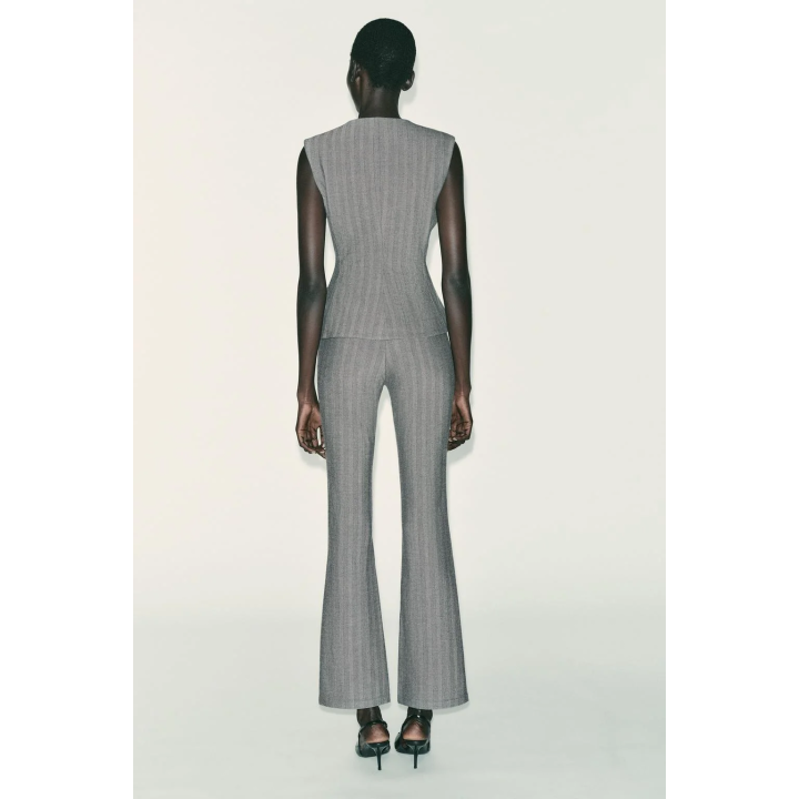 ЖИЛЕТ «ЁЛОЧКА» РАСКЛЕШЁННОГО КРОЯ