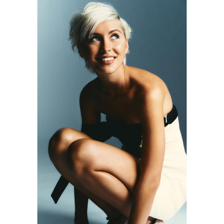 Платье без бретелек с бантом