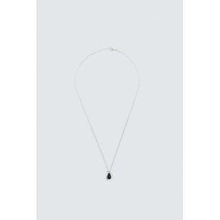 Ожерелье с каплеобразным кулоном