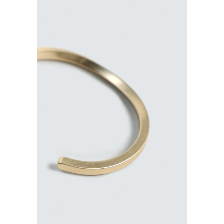 Золотой металлический браслет zara