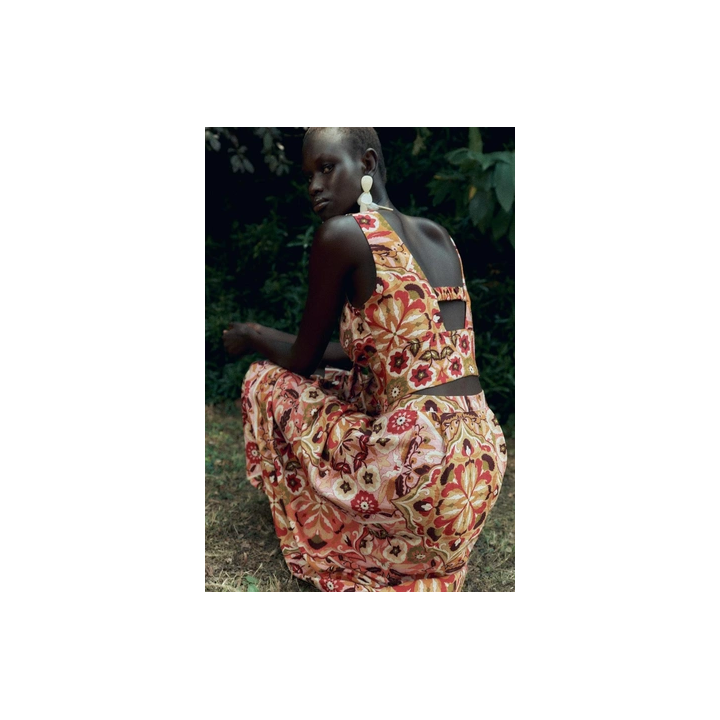 УКОРОЧЕННЫЙ ТОП В СТИЛЕ РУСТИК С ПРИНТОМ И УЗЛОМ