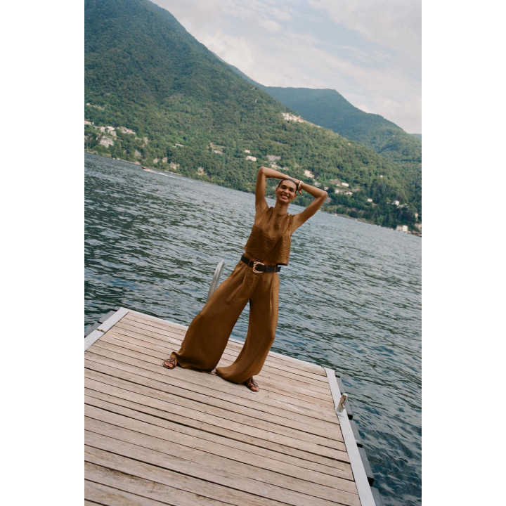 АТЛАСНЫЙ ТОП НА ЗАПÁХ