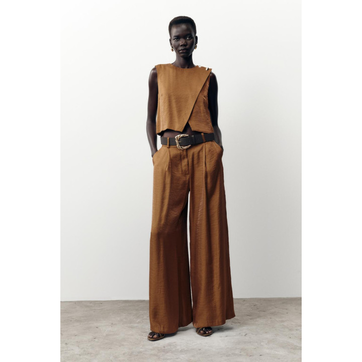 АТЛАСНЫЙ ТОП НА ЗАПÁХ