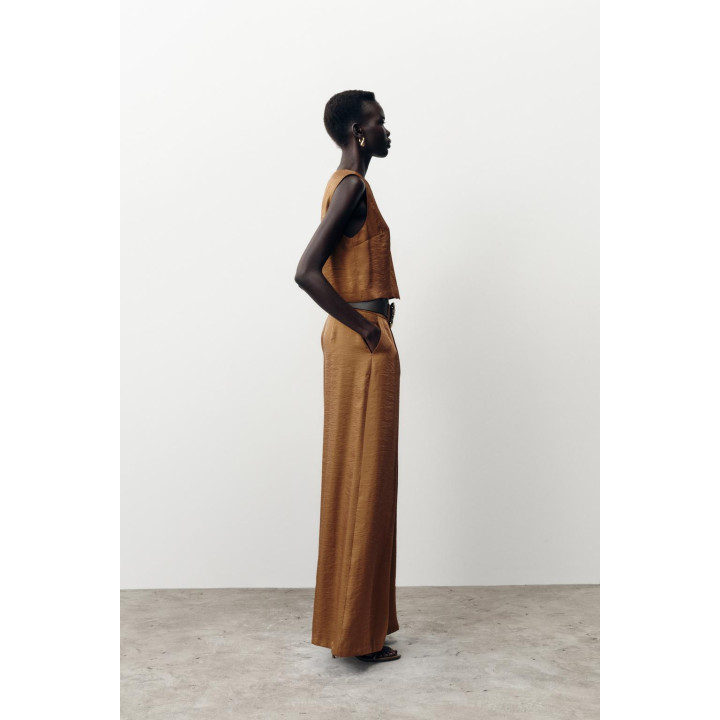 АТЛАСНЫЙ ТОП НА ЗАПÁХ